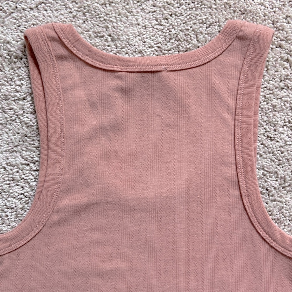 Dress Forum • Dusty Rose Pointelle Cropped Tank - Picture 6 of 12